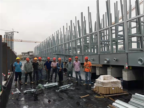 不銹鋼冷卻塔首次運(yùn)行的時候噪音大如何解決?(冷卻塔噪聲大小)