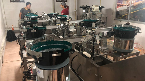 五金螺絲稱(chēng)重裝箱包裝機(jī)視頻參數(shù)圖片介紹 五金螺絲稱(chēng)重裝箱包裝機(jī)視頻參數(shù)圖片介紹