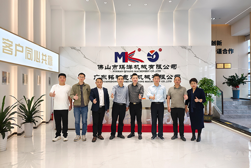 江西家鄉(xiāng)領(lǐng)導(dǎo)親自蒞臨廣東銘科參觀并現(xiàn)場(chǎng)指導(dǎo)工作