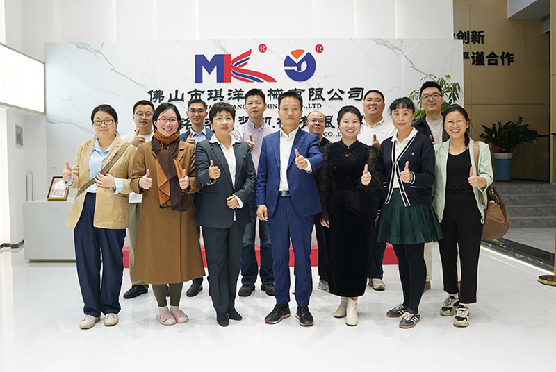 福和家一行領(lǐng)導(dǎo)來(lái)訪(fǎng)蒞臨銘科參觀(guān)并指導(dǎo)工作 福和家一行領(lǐng)導(dǎo)來(lái)訪(fǎng)蒞臨銘科參觀(guān)并指導(dǎo)工作